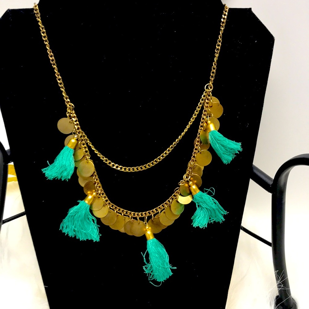 Statement necklace